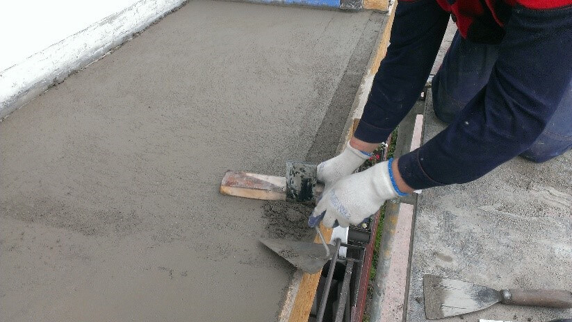 Uskok na balkonie zdj1