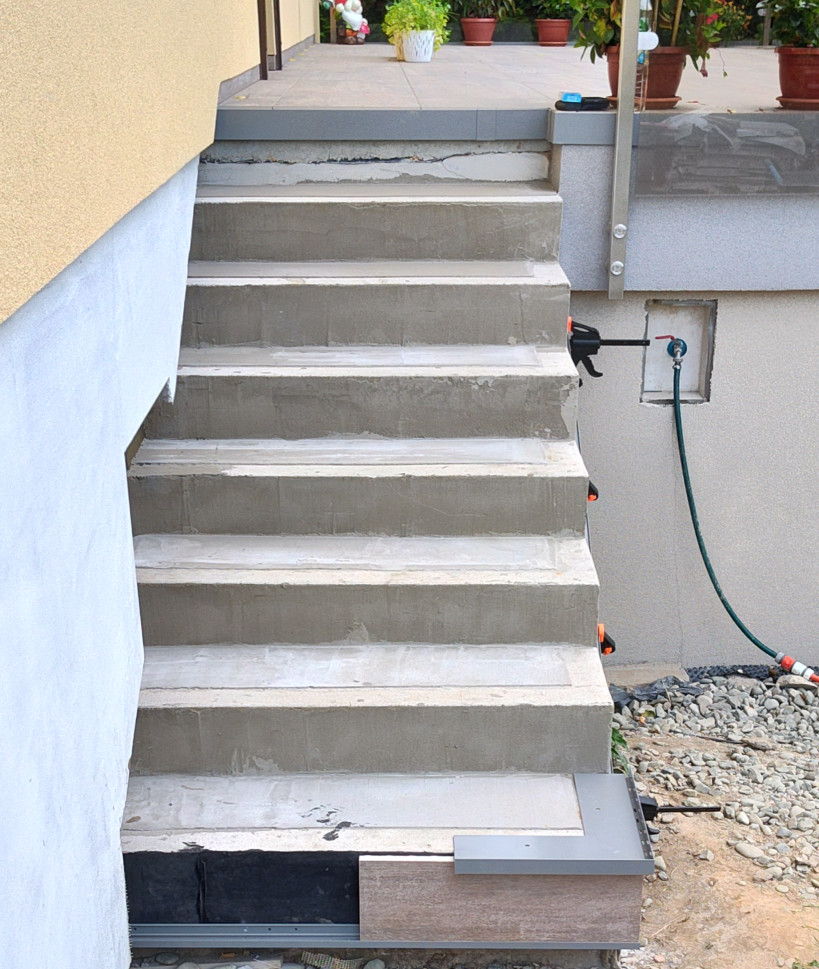 schody zewnętrzne montaż